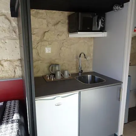 Studio Privatif Dans Propriete Au Calme Appartement *